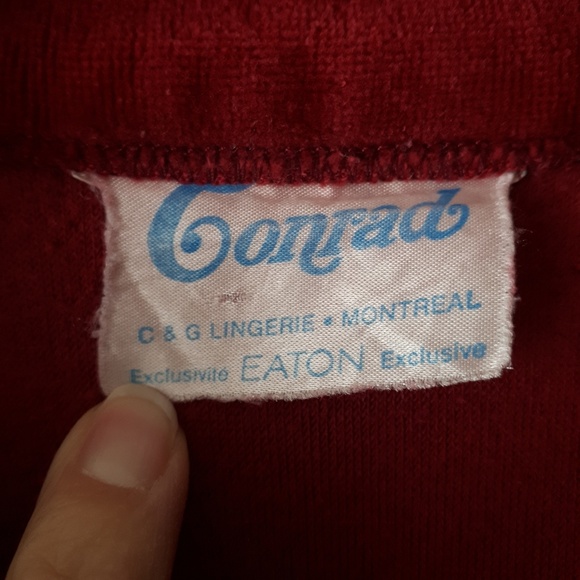 Vintage Eaton's House Coat - Picture 2 of 4